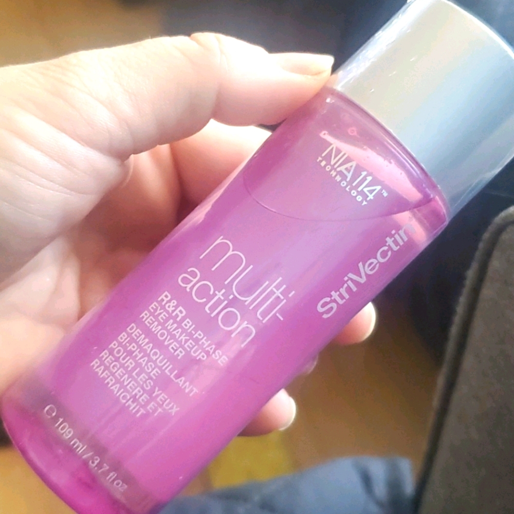 Brand new striVectin makeup remover